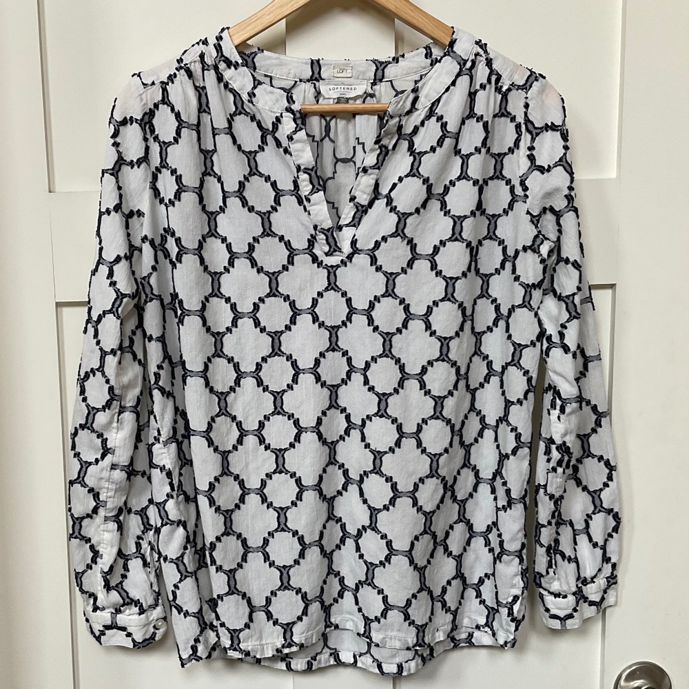 Ann Taylor Loft Garden Trellis Pattern Softened Blouse size XS